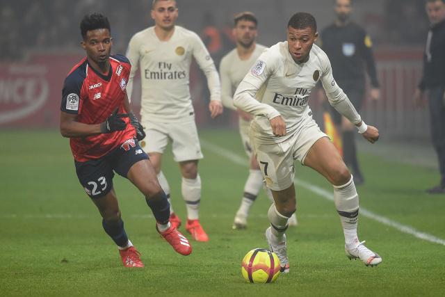 贺希宁44分深圳胜广东 王哲林19+10上海负吉林